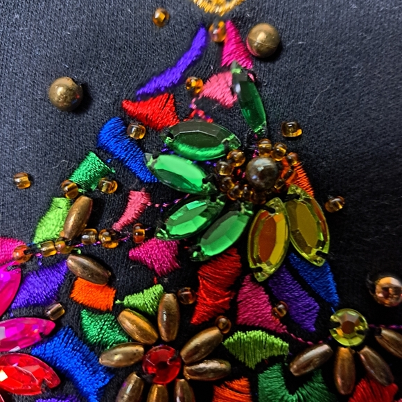 Quacker Factory Embellished Bead Embroidered Colorful Star Black Top Size Large - Picture 6 of 12